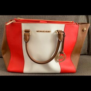 Michael Kors purse
